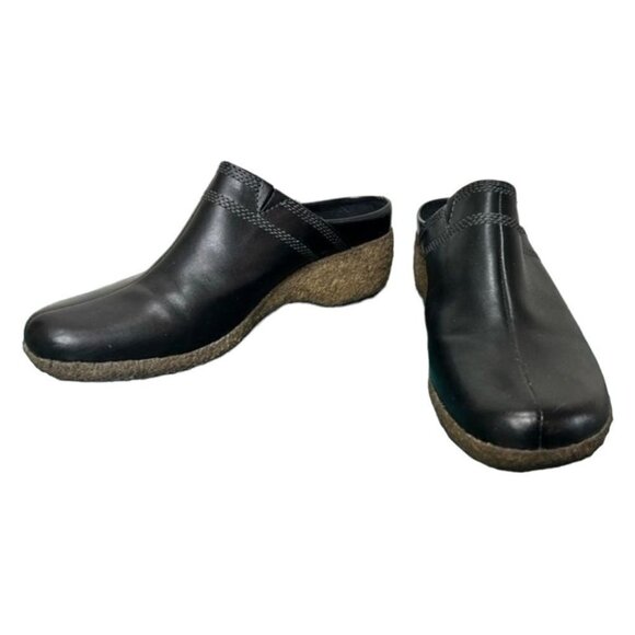 Timberland Black Leather Mules Clogs Size 9.5 - Picture 1 of 12